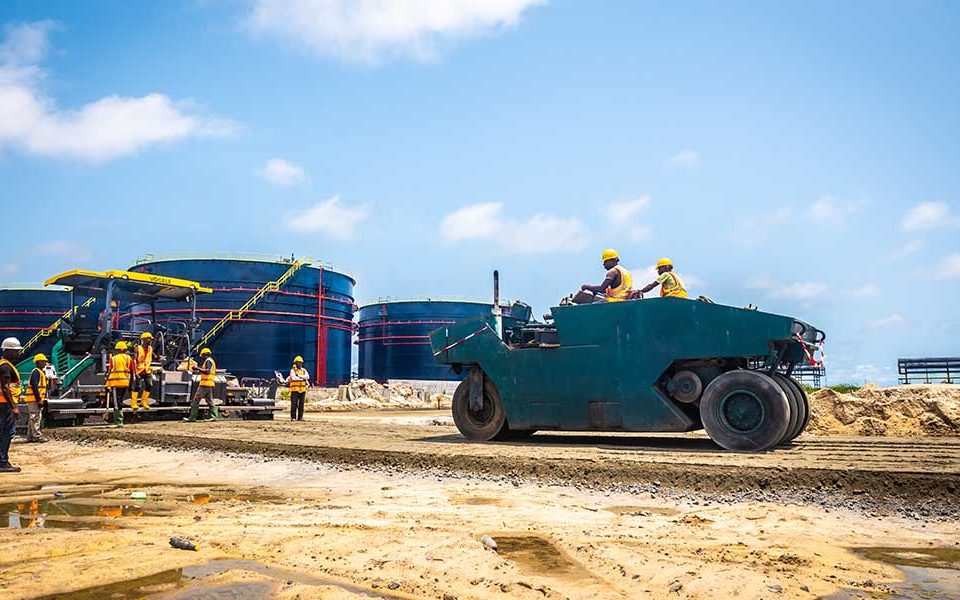 Paving Works; Rolling, Pneumatic Tyre Roller